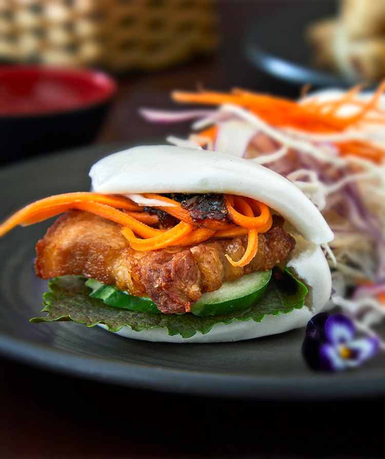 Authentic Vietnamese Bao Bun Crispy Pork Belly