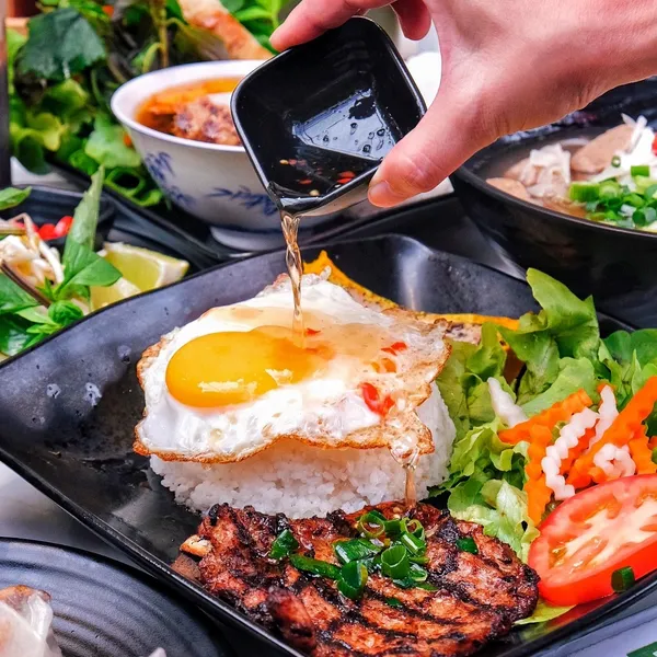 COM TAM - Broken Rice With BBQ Pork